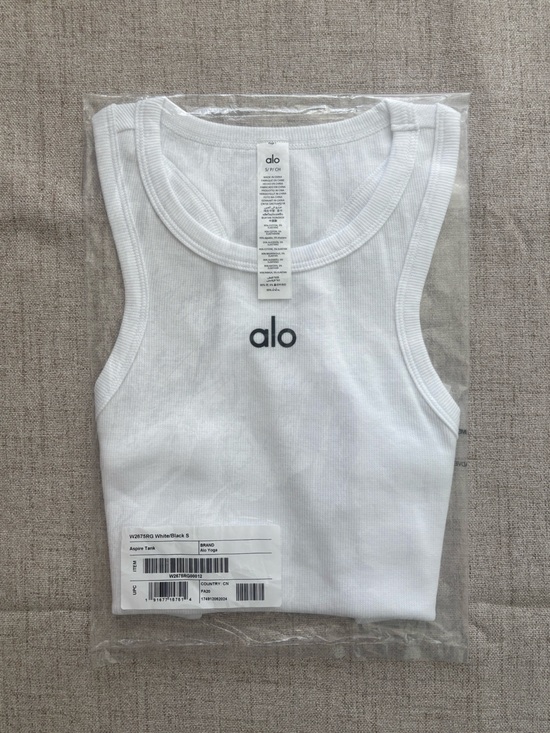 ALO Yoga Tops - ALO Yoga Aspire Tank